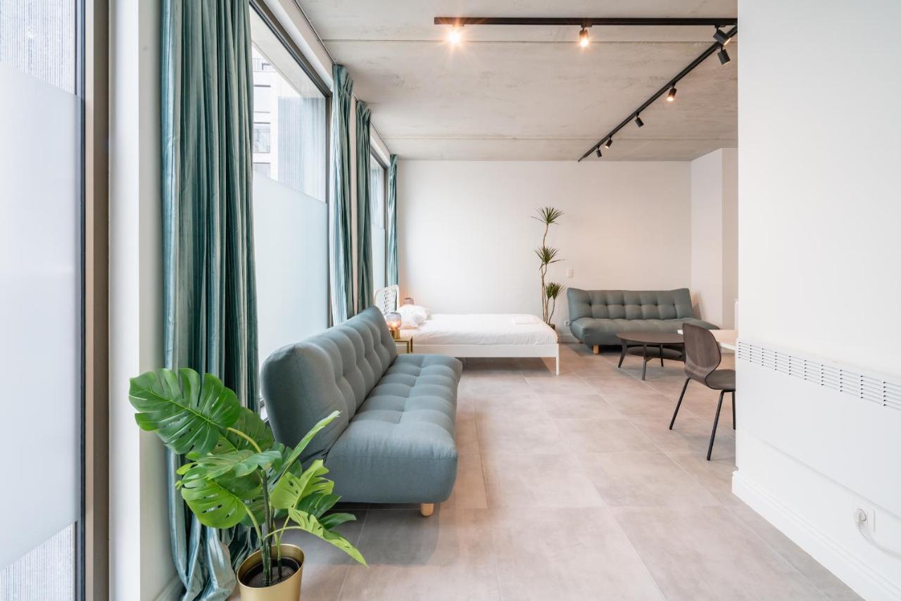 Opera Square Apartments In The Center Of Antwerpen Bagian luar foto